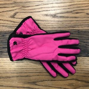 Tech compatible gloves
